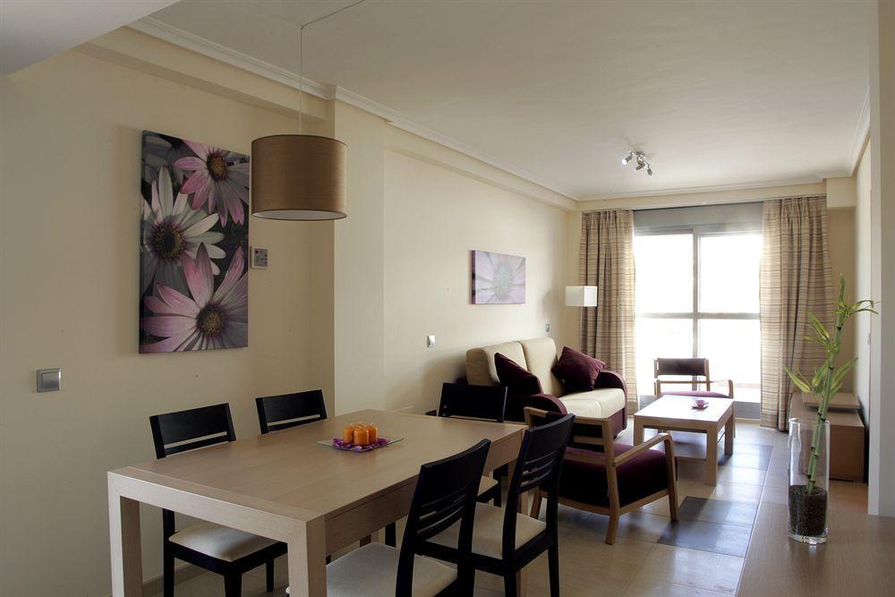 Apartahotel Marina Rey Vera Buitenkant foto