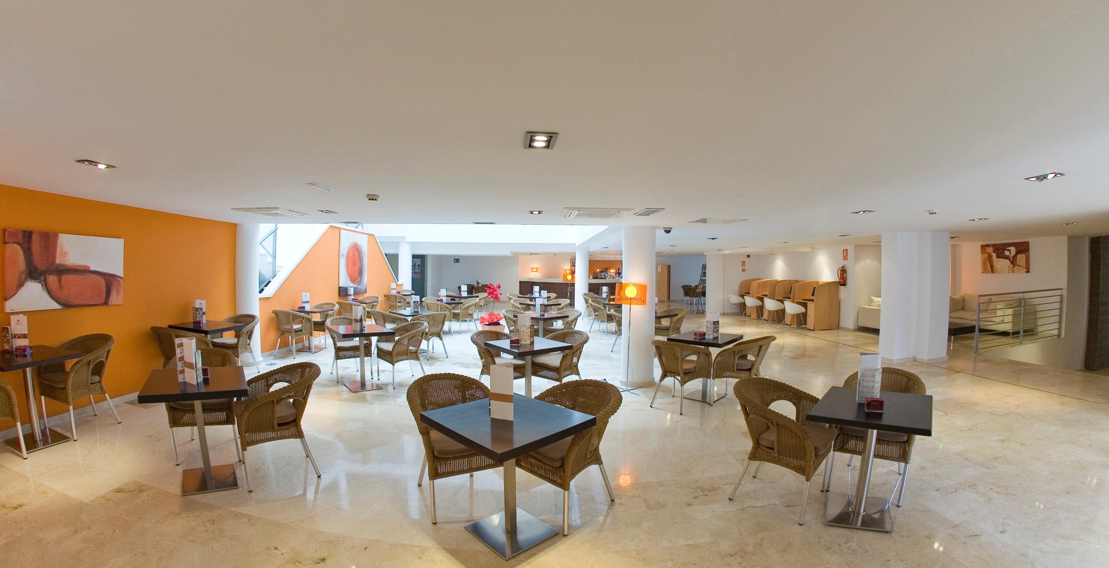 Apartahotel Marina Rey Vera Buitenkant foto